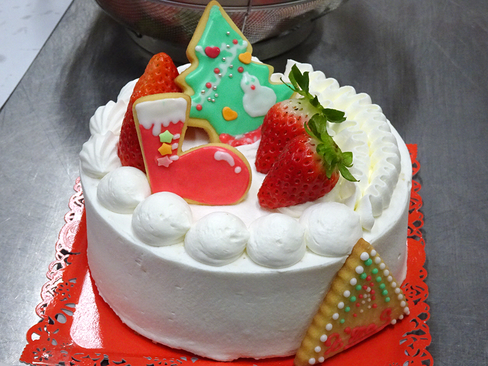 クリスマスデコレーションケーキ作り